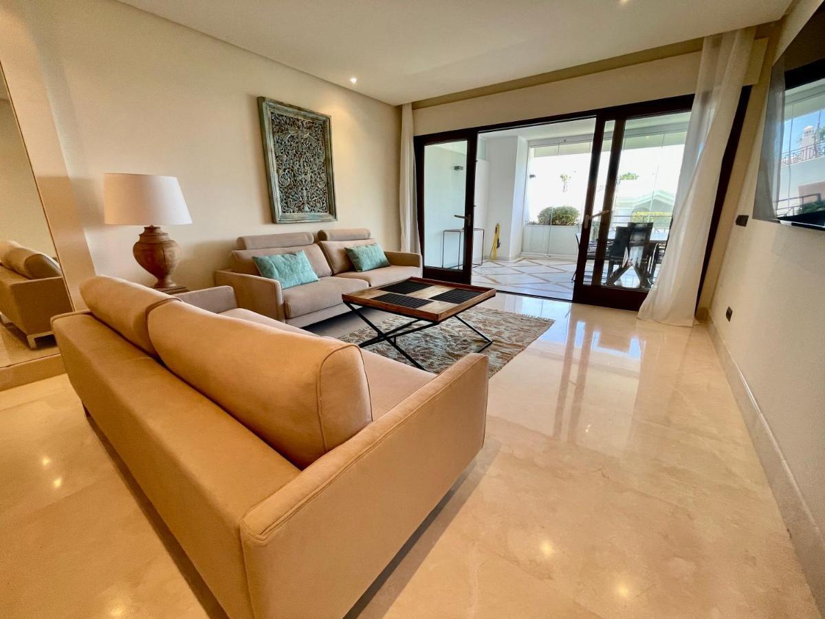 Doncella Beach , Apartamento Con Vistas Al Mar Estepona Exterior photo